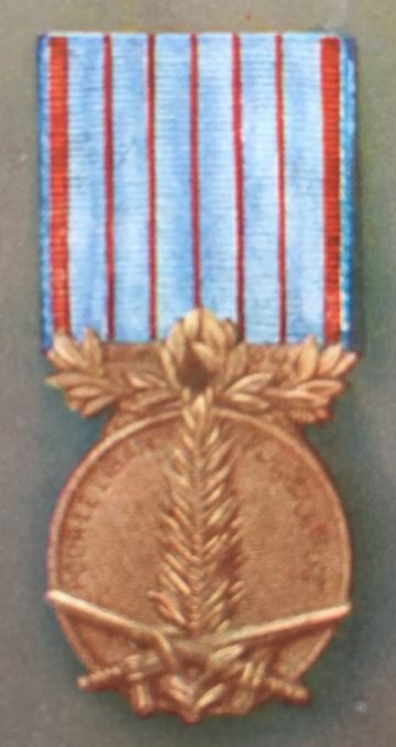 médailles ordres et décorations militaires : Commémorative du Liban
